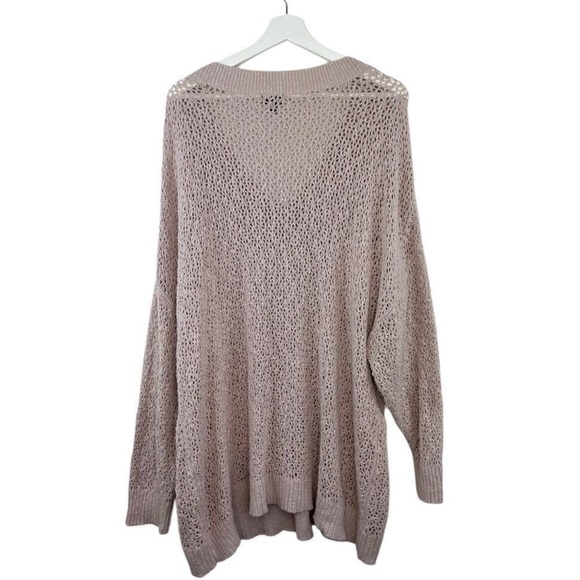 Torrid Cream V-Neck Sweater with Textured Knit, and layering tanks - Picture 3 of 11